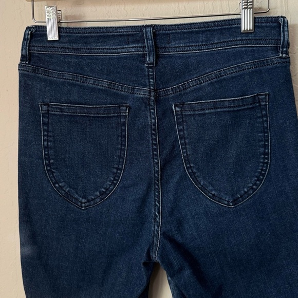 FREE PEOPLE “So Chic” High Rise Denim Biker Shorts Raw Hem Stretch - Picture 9 of 11